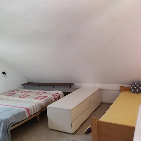 - T2 Mezzanine Climatise - 6 Pers - Parking Proche - Fr-1-796-87 Daire *