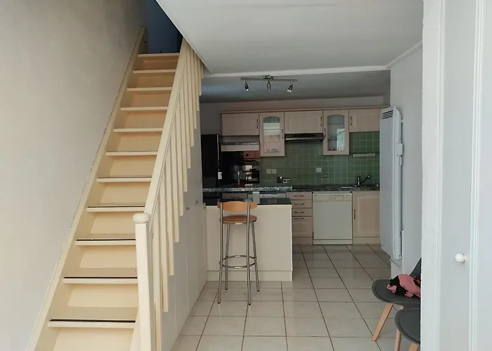 - T2 Mezzanine Climatisé - 6 Pers - Parking Proche - Fr-1-796-87 Appartement Gruissan